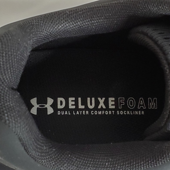 Under Armour Micro G Assert 8 4E Training Shoe - Picture 7 of 11